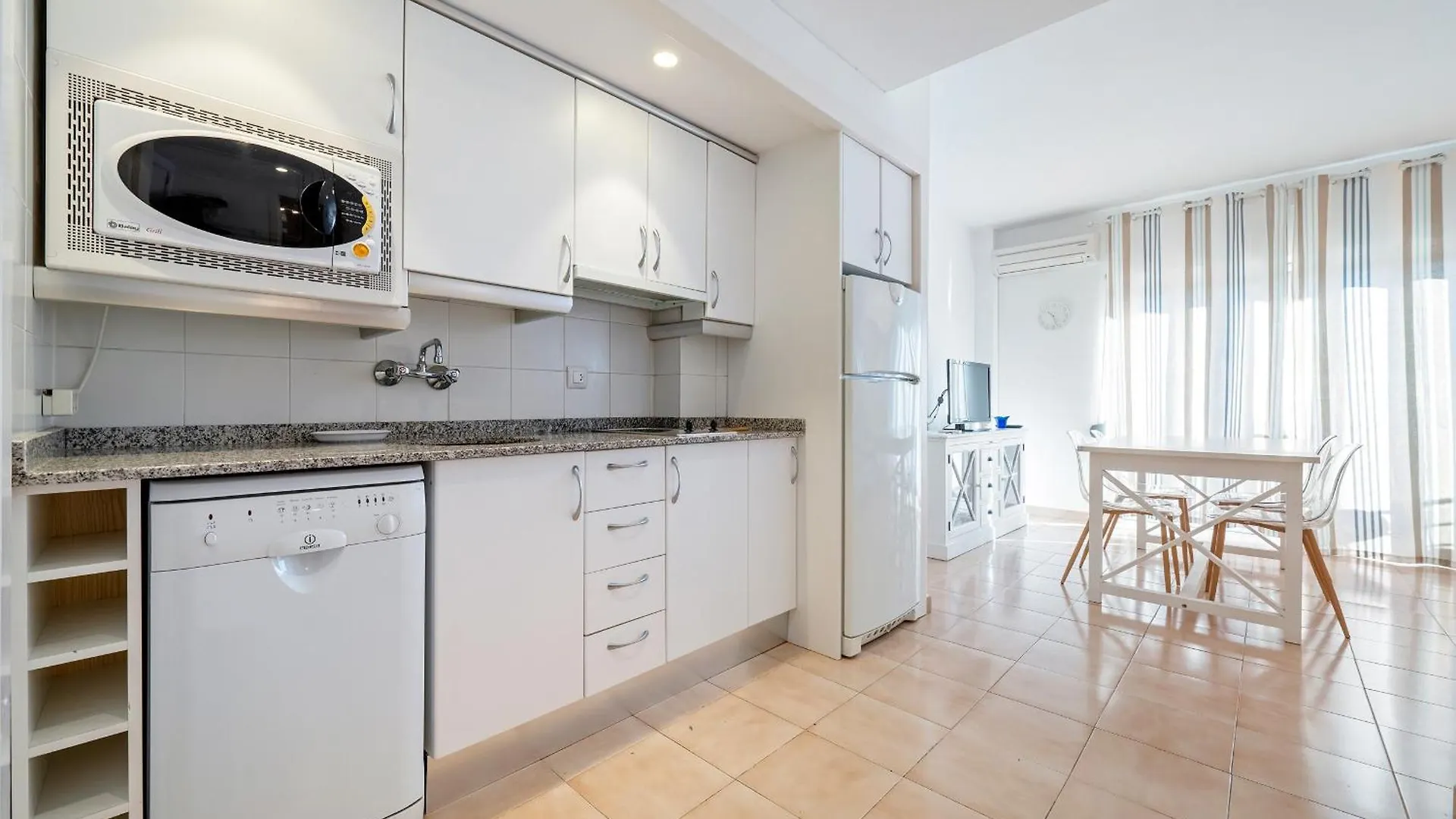 Hauzify I Apartament Apolo Platja d'Aro